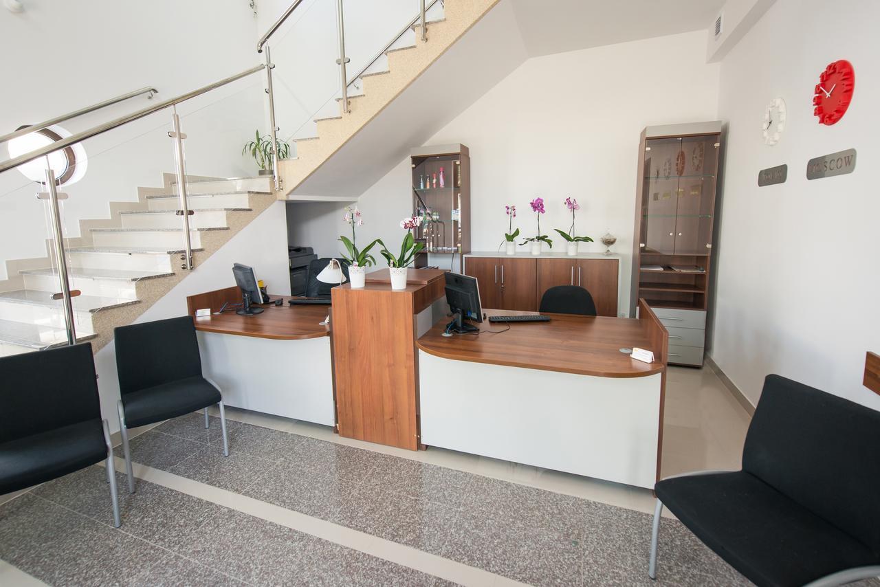 First Hotel Tczew Eksteriør billede